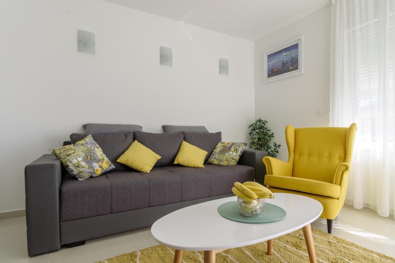Apartment S-7 Trogir Exterior foto